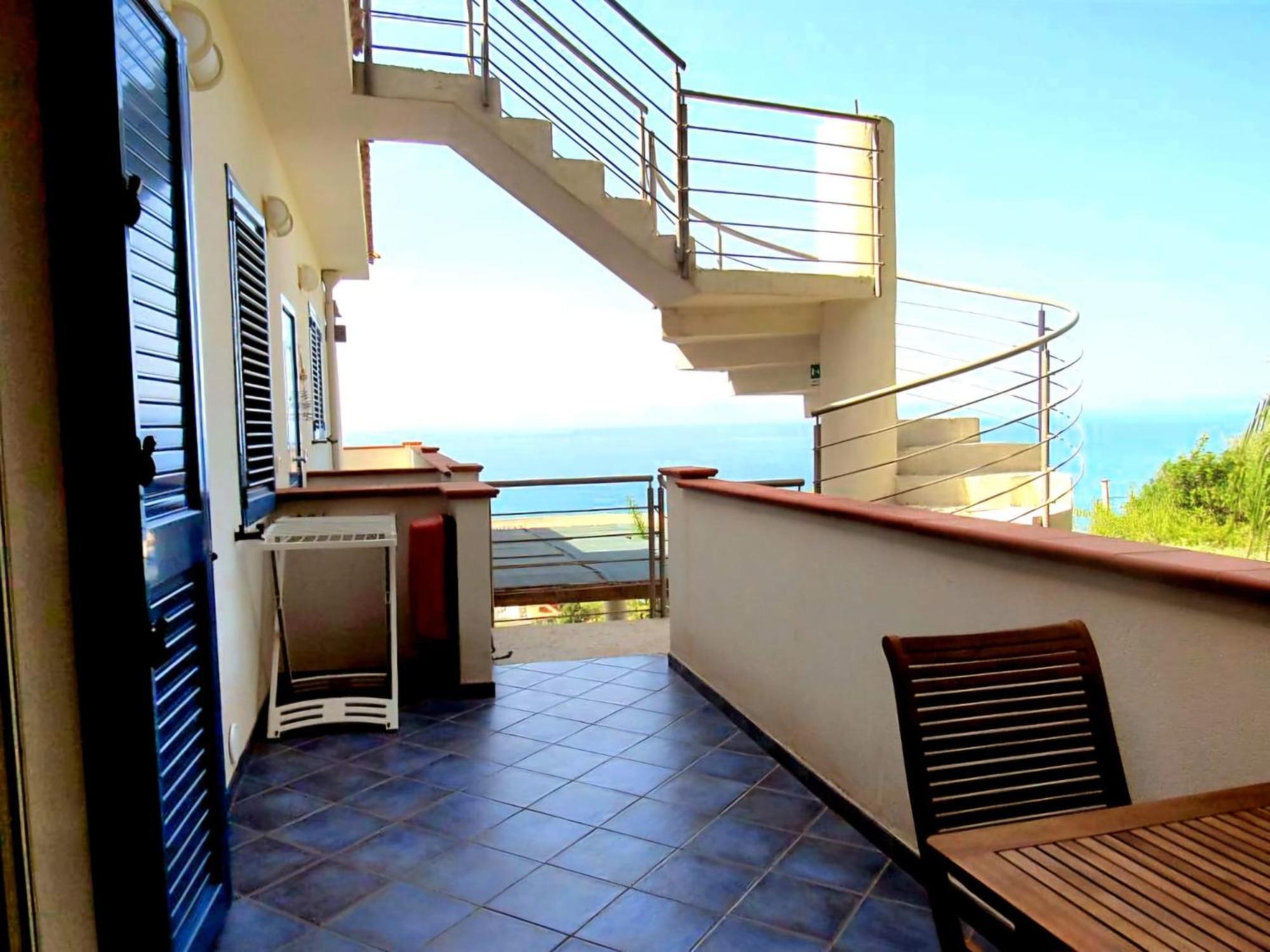 Magico Appartamenti Scafa - Marina Capo dʼOrlando Exteriör bild