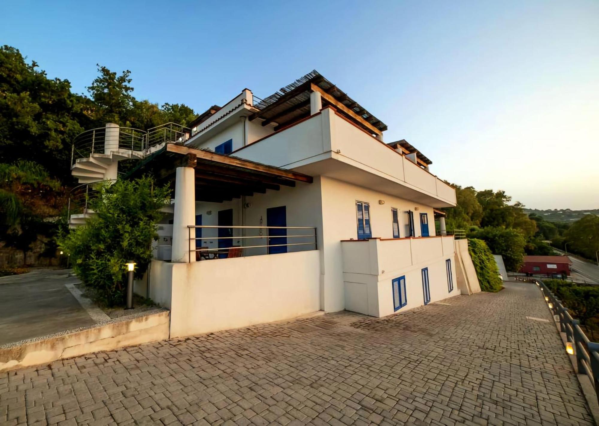 Magico Appartamenti Scafa - Marina Capo dʼOrlando Exteriör bild