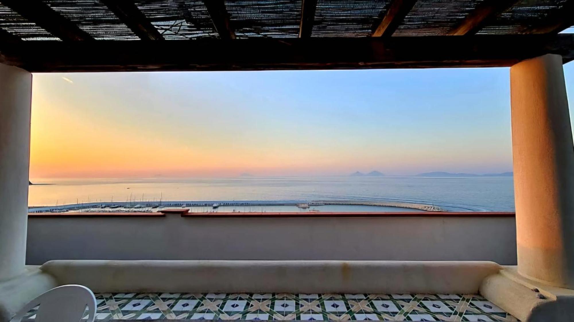 Magico Appartamenti Scafa - Marina Capo dʼOrlando Exteriör bild