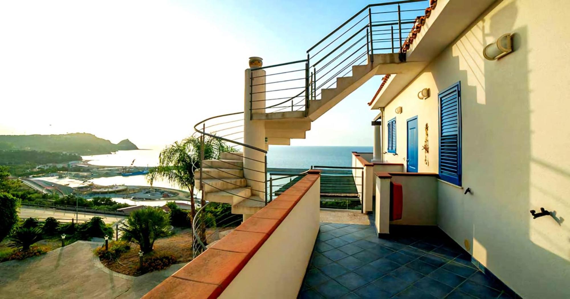 Magico Appartamenti Scafa - Marina Capo dʼOrlando Exteriör bild