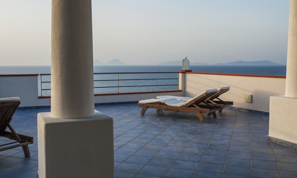 Magico Appartamenti Scafa - Marina Capo dʼOrlando Exteriör bild