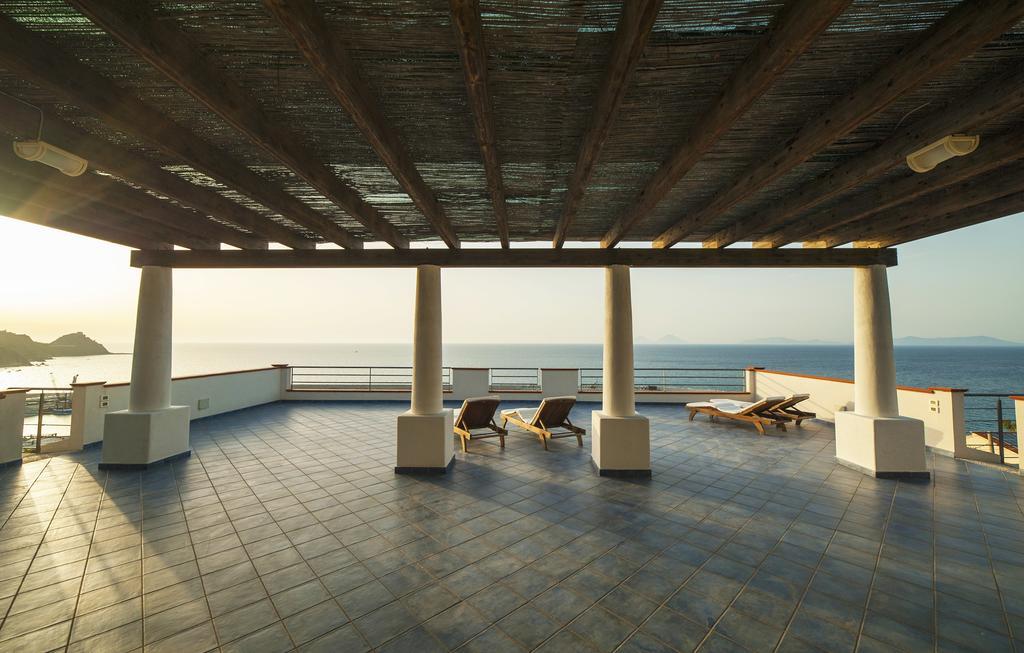 Magico Appartamenti Scafa - Marina Capo dʼOrlando Exteriör bild